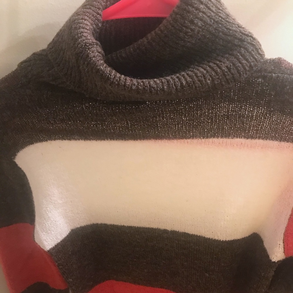 Benetton cream/orange/brown turtleneck sweater S